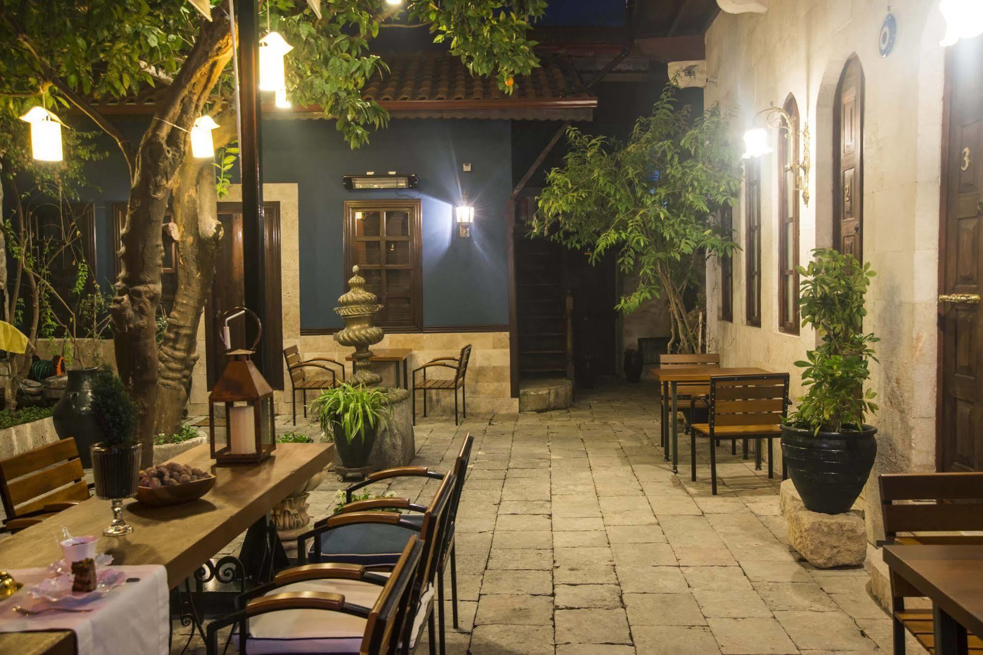 Mahallem Hotel Antakya Екстериор снимка